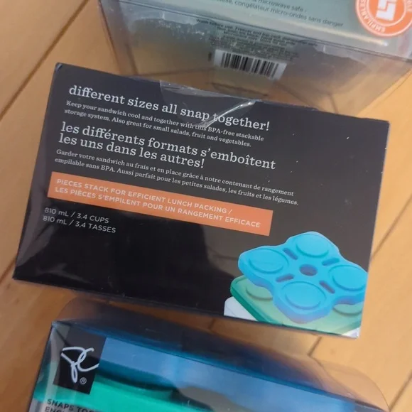 3 Stackable Sandwich Boxes with Stackable Ice Blocks - Picture 3 of 4